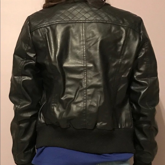 Leather jacket - Picture 4 of 4